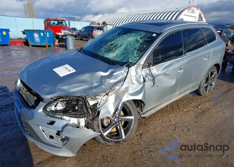 2015 Volvo Xc60 T6 R-Design Premier Plus from USA, damaged, VIN YV4902RG9F2584508